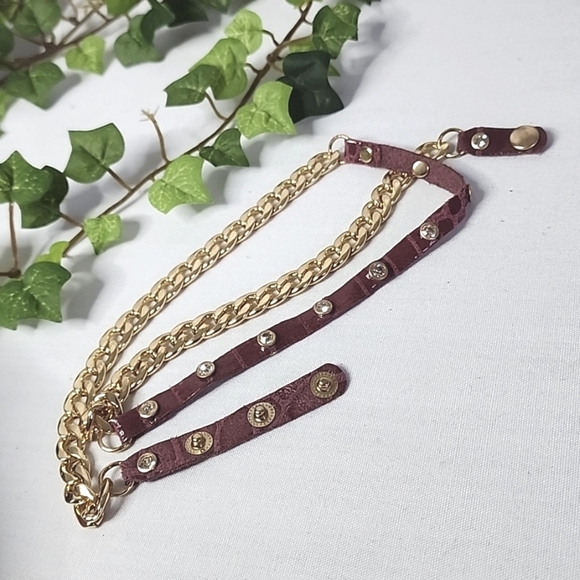 Gold Cuban Link Chain and Burgundy Leather Boot Ankle Bracelet - Picture 7 of 9